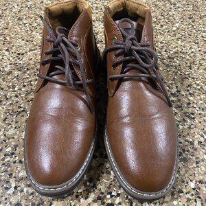 Mens Chukka Boots.